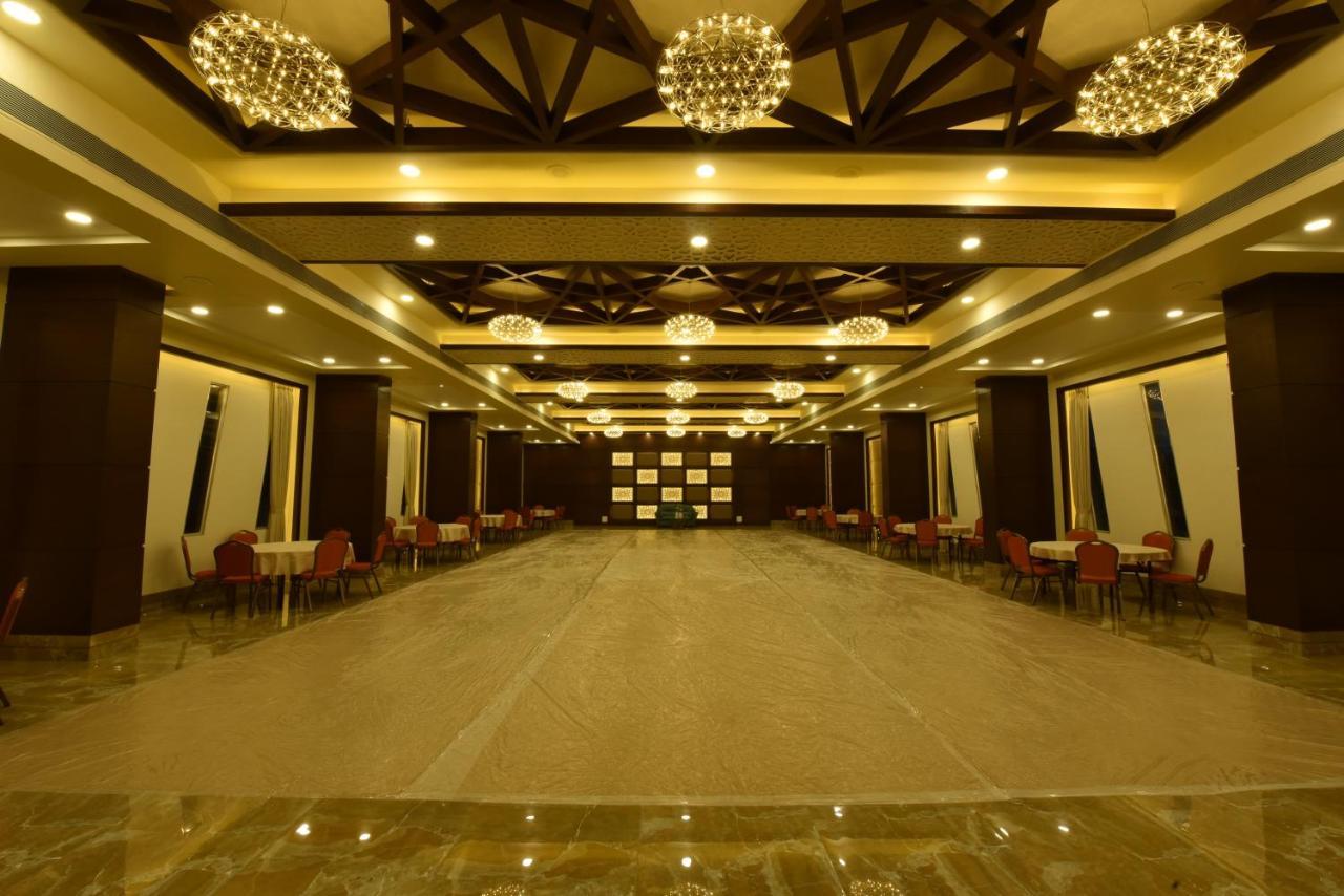 Orbit99 Club And Resort Rawāl Exterior photo